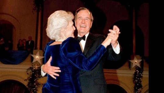 Jeta përmes fotove  e  Presidentit George H.W. Bush