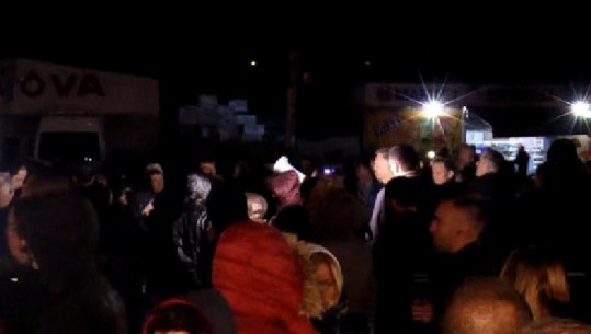 Protesta tek 'Astiri', Policia ndalon 5 persona