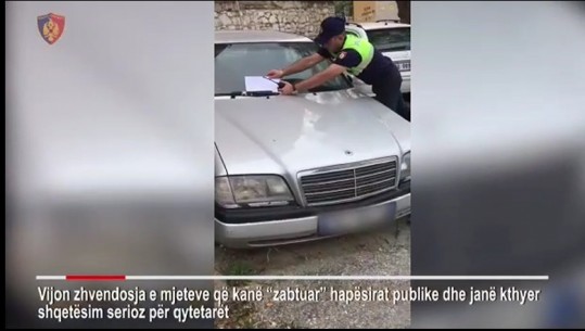 Zënia e hapësirave publike, policia nis kontrollet ne terren për heqjen e  makinave të amortizuara (VIDEO)