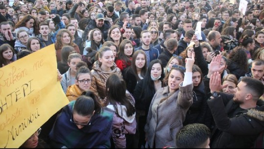 Lëvizja studentore distancohet nga protesta: Ne në dhjetor nuk thyem asnjë xham