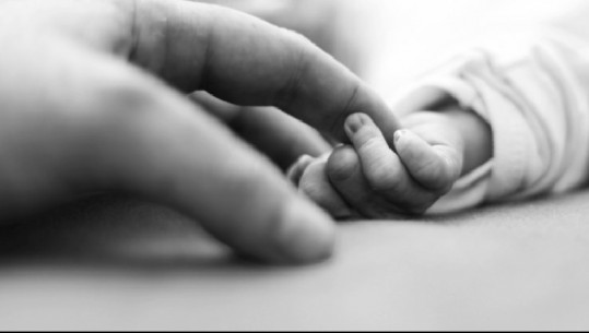 Vdekja e foshnjes te materniteti 'Koço Gliozheni’, procedohen penalisht 3 mjekë
