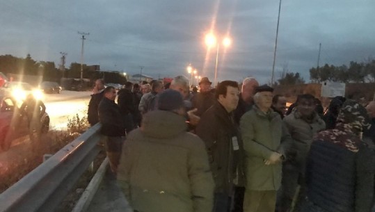 Zhbllokohet autostrada Rrogozhinë-Durrës