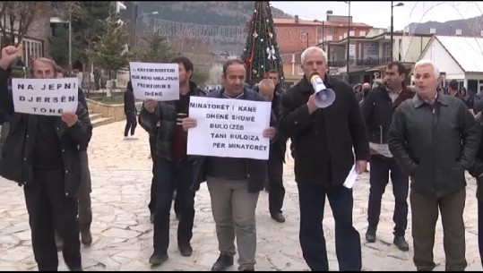 Dita e dytë e protestës/ Minatorët e Bulqizës dalin me 6 kërkesa: Janë të panegociueshme