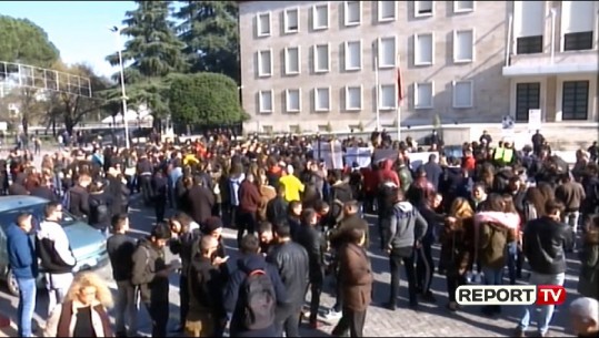Studentët dhe SPAK do ta çlirojnë Shqipërinë e zënë rob nga korrupsioni