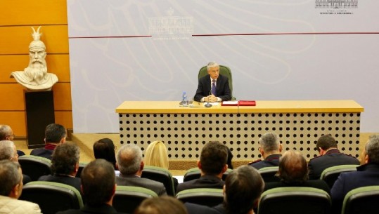 Ministri i Brenshëm Lleshaj takim me kryetarët e bashkive: Ja detyrat që u caktoi 