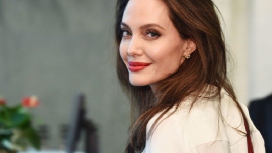 Angelina Jolie do të heqë dorë nga aktrimi: Para 20 vitesh do qaja