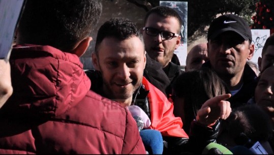 Dita e dytë e protestës së diasporës, grupit të emigrantëve u bashkohen edhe banorët e Unazës së Re, përlotet organizatori (VIDEO)