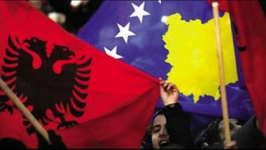 Shqiptarët mobilizohen në kohë të vështira, liria i çakordon