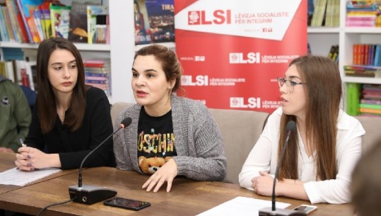 Kryemadhi takim me gjimnazistët: Reformimi i arsimit nuk bëhet me piktura, gjimanistët t’í bashkohen protestës së studentëve