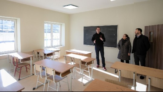 Përfundon rikonstruksioni i gjimnazit ‘Çajupi’/ Veliaj: Kushte komode, fund mësimit me dy turne
