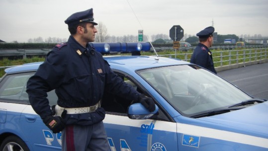 Tentoi të vidhte shtëpinë e një polici, pranga 31-vjeçarit shqiptar në Itali  