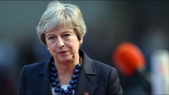 Brexit/ Theresa May paralajmëron: Katastrofë dhe e pafalshme nëse dështon votimi
