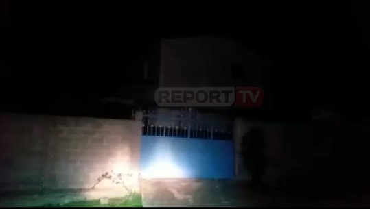 Vlorë/ Merr flakë banesa për shkak të shpërthimit të një bombole gazi, lëndohet 80-vjeçari (VIDEO)