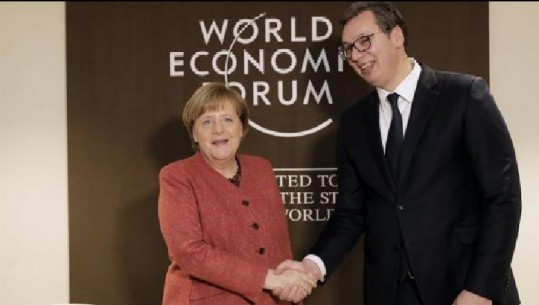 Kosovë-Serbi/ Vuçiç takon Merkel në Davos: Kemi të njëjtin qëndrim për të zgjidhur ngërçin