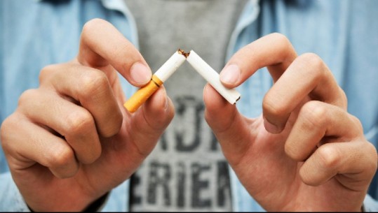 Numri i duhanpirësve në Shqipëri është ulur përgjatë një dekade me 7% 