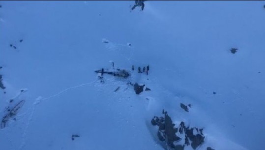 Itali/ Helikopteri përplaset me avionin turistik në Alpe, 5 të vdekur 