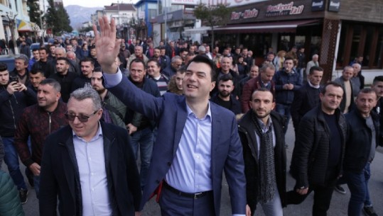 Protesta/ Demokratët bllokojnë 1 orë rrugët në Lezhë dhe Bulqizë, Basha nga Fushë-Kruja: Më 16 shkurt shqiptarët marrin në dorë fatet e tyre
