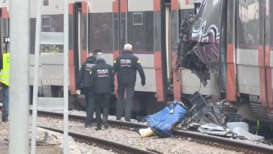 Përplasen trenat në Barcelonë/ Një i vdekur dhe 100 të plagosur (VIDEO)
