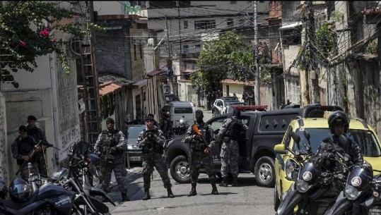 Brazil, policia përplaset me bandat e drogës, 13 të vrarë (VIDEO)