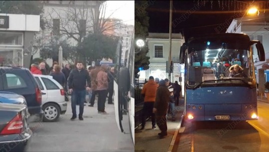 Protesta e opozitës, nisen qindra qytetarë nga Vlora dhe Saranda