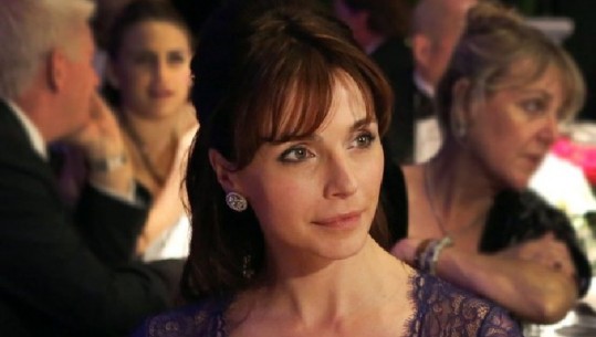 Vdes aktorja e njohur, gjendet e pajetë në rrethana misterioze (Foto)