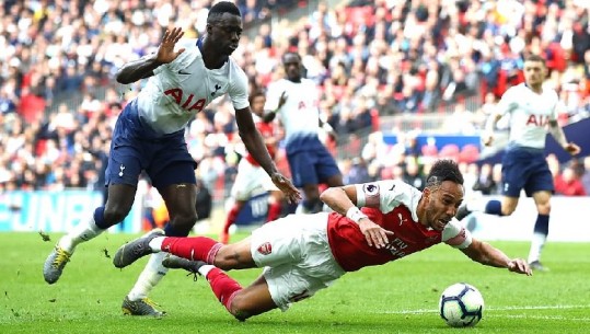 Aubameyang gabon penalltinë në fund, Arsenal ndan pikët me Tottenham
