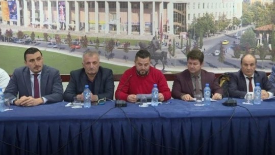 Situata politike 'tremb' eksportuesit shqiptarë: Do ndikojë negativisht në sezonin turistik