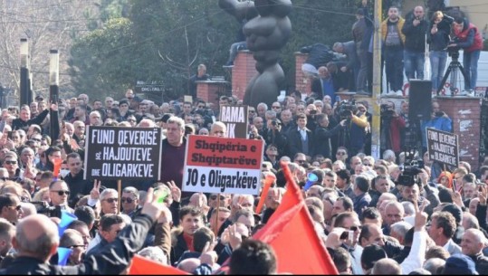 Kriza politike në Shqipëri, PD-ja eksporton protestën në Athinë, tubim para ambasadës sonë