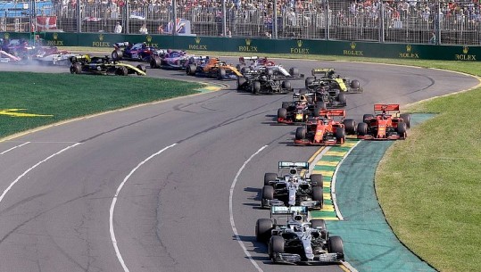 Botërori i ri i “Formula 1” nis me Marcedes-in dominues, në Australi zhgënjen “Ferrari”