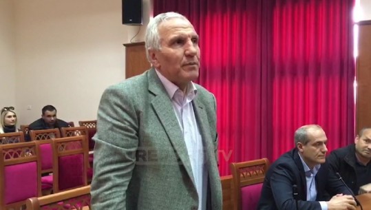 Pranoi mandatin, Nimet Musai braktis LSI-në edhe në këshillin bashkiak (VIDEO)
