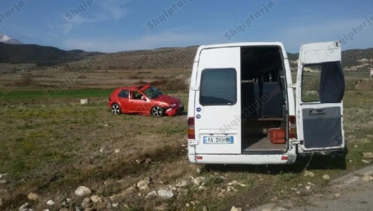 Përplasen furgoni me makinën në Tepelenë/ Vdes në spital 18-vjeçarja (FOTO)