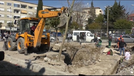 Zbulohen muret e xhamisë së vjetër të Tabakëve në Vlorë 