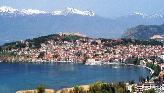 Pse Riviera e Ohrit duhet të jetë destinacioni juaj i radhës!