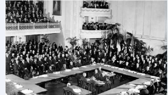 1 shekull më parë/ Kujtimet e Mustafa Krujës për Konferencën e Paqes në Paris