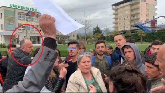 Ish-deputeti i PD drejton protestën kundër shkollës së re në Kodër-Kamëz