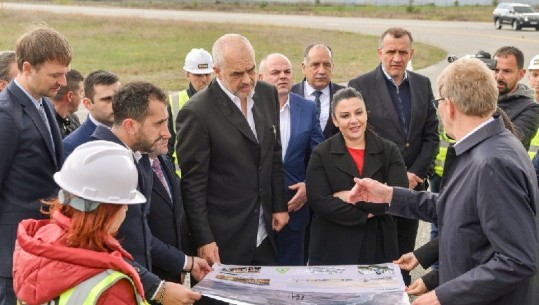 Ministrja Balluku: Hodhën baltë mbi punën tonë, ja kur përfundon aeroporti i Kukësit