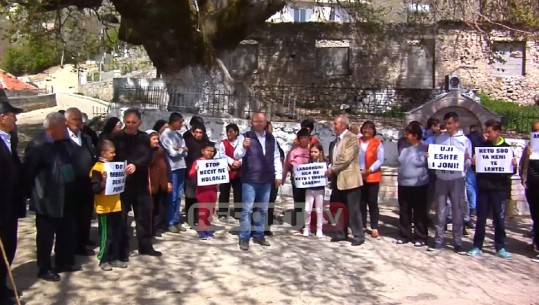 Gjirokastër/ Banorët protestojnë kundër HEC-it në Kolonjë: Rrezikon të na lërë pa ujë 