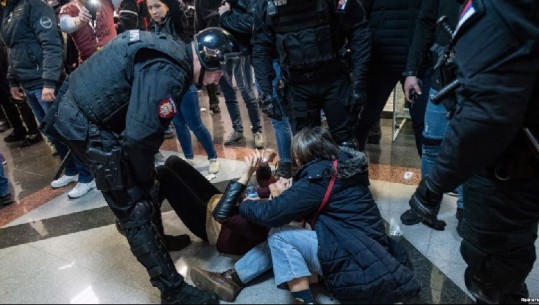 Gjukanoviç: Pas protestave qëndrojnë partitë opozitare pro-ruse dhe 'faktorët e huaj'