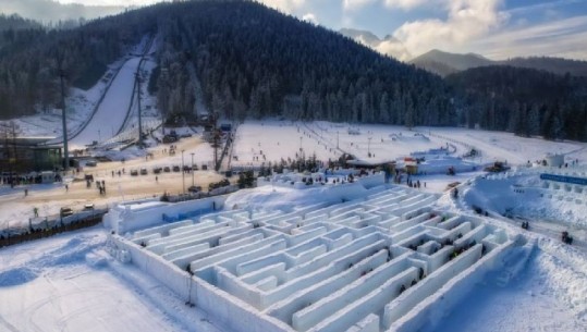 57 000 dollarë për labirintin më të madh në botë, ndërtuar me borë (VIDEO)