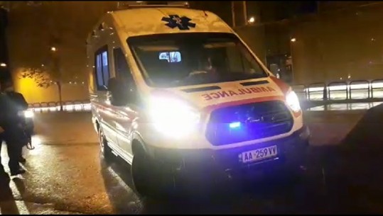 Dy gra shfaqin probleme në protestë, ambulanca i merr me urgjencë (VIDEO)
