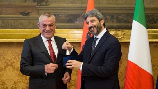 Ruçi në Itali: Shqipëria mbështet dialogun Kosovë-Serbi