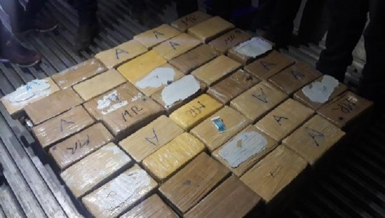 Kapen 144 kg kokainë në Maltë, kishte destinacion Shqipërinë e Malin e Zi