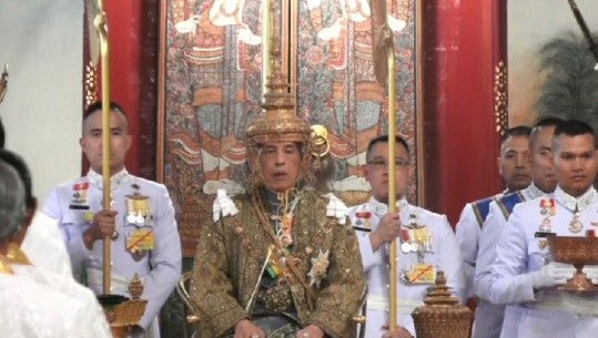 30 milionë dollarë festë në Tajlandë, kurorëzohet Mbreti i ri