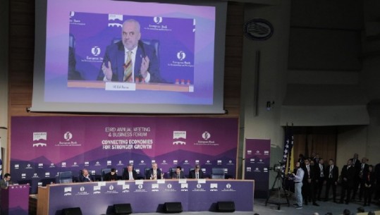 Samiti i BERZH-it në Sarajevë, Rama: BE-ja po bëhet si Ballkani, ne duhet të kemi 'Shengen'-in tonë