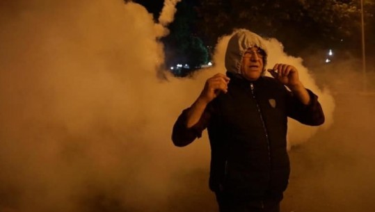 Meta bën thirrjen e tretë për qetësi në protestën e dhunshme të opozitës