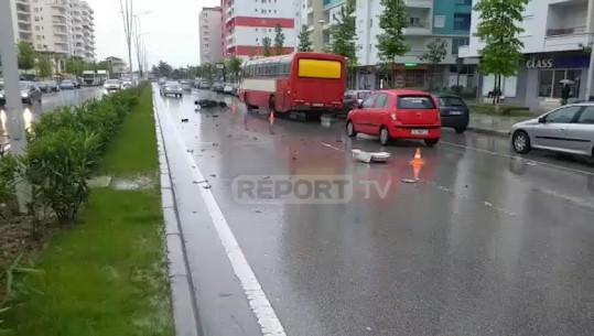 Aksident në Vlorë/ Makina përplas motoçikletën, rëndë drejtuesi i saj (FOTO+VIDEO)