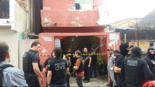 Masakër në Brazil, një bandë e armatosur vret 11 persona në një lokal (VIDEO)