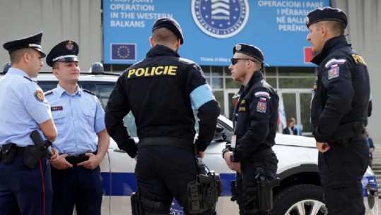 Reuters: Shqipëria lejoi FRONTEX-in, pasi do hapjen e negociatave