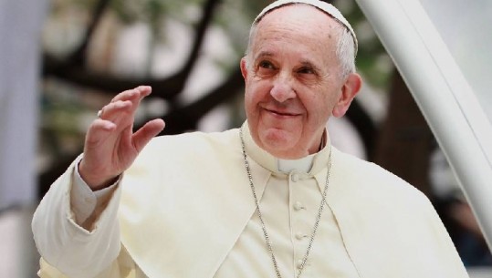 Papa Françesku takohet me arbëreshët: Jeni dëshmitarë të vëllazërimit