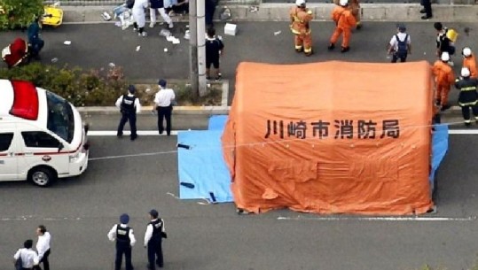 Japoni/ 50-vjeçari sulmon me thika autobusin e shkollës, 3 të vdekur